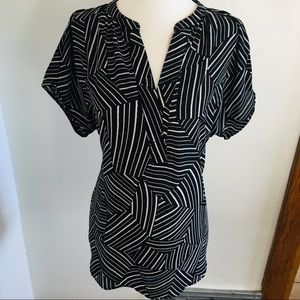 Apt. 9 Medium Striped Top Shirt Blouse Black White